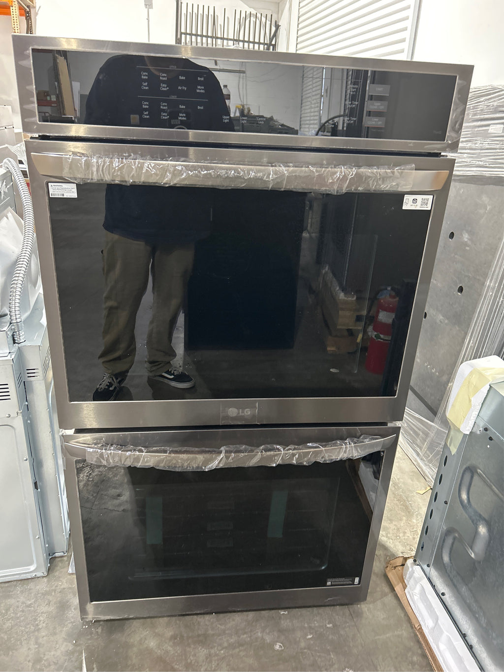 SALE! LG 9.4 cu. ft. Double Wall Oven -(W2)