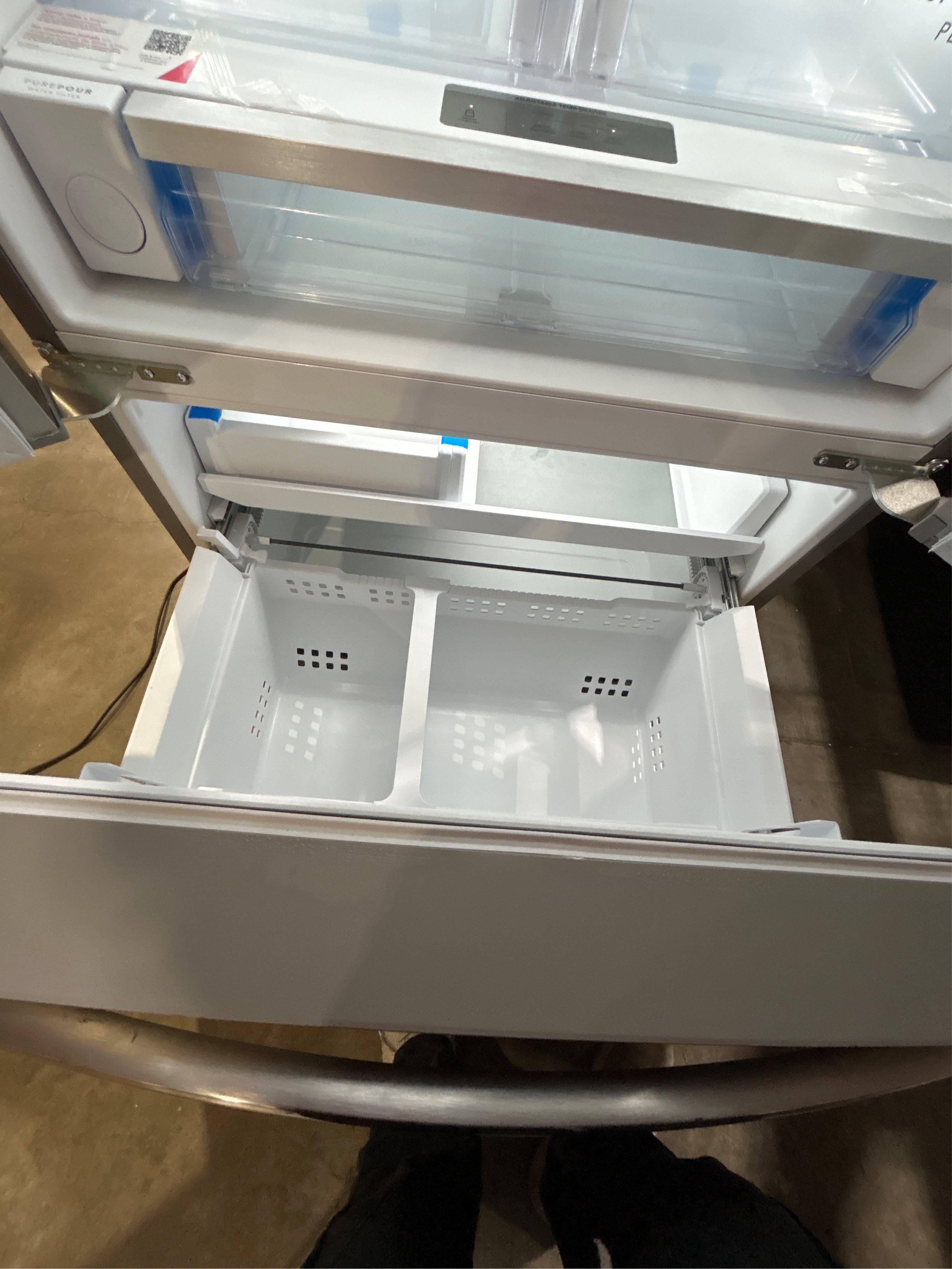SALE! Frigidaire Gallery 23.3 cu ft French Door Fridge