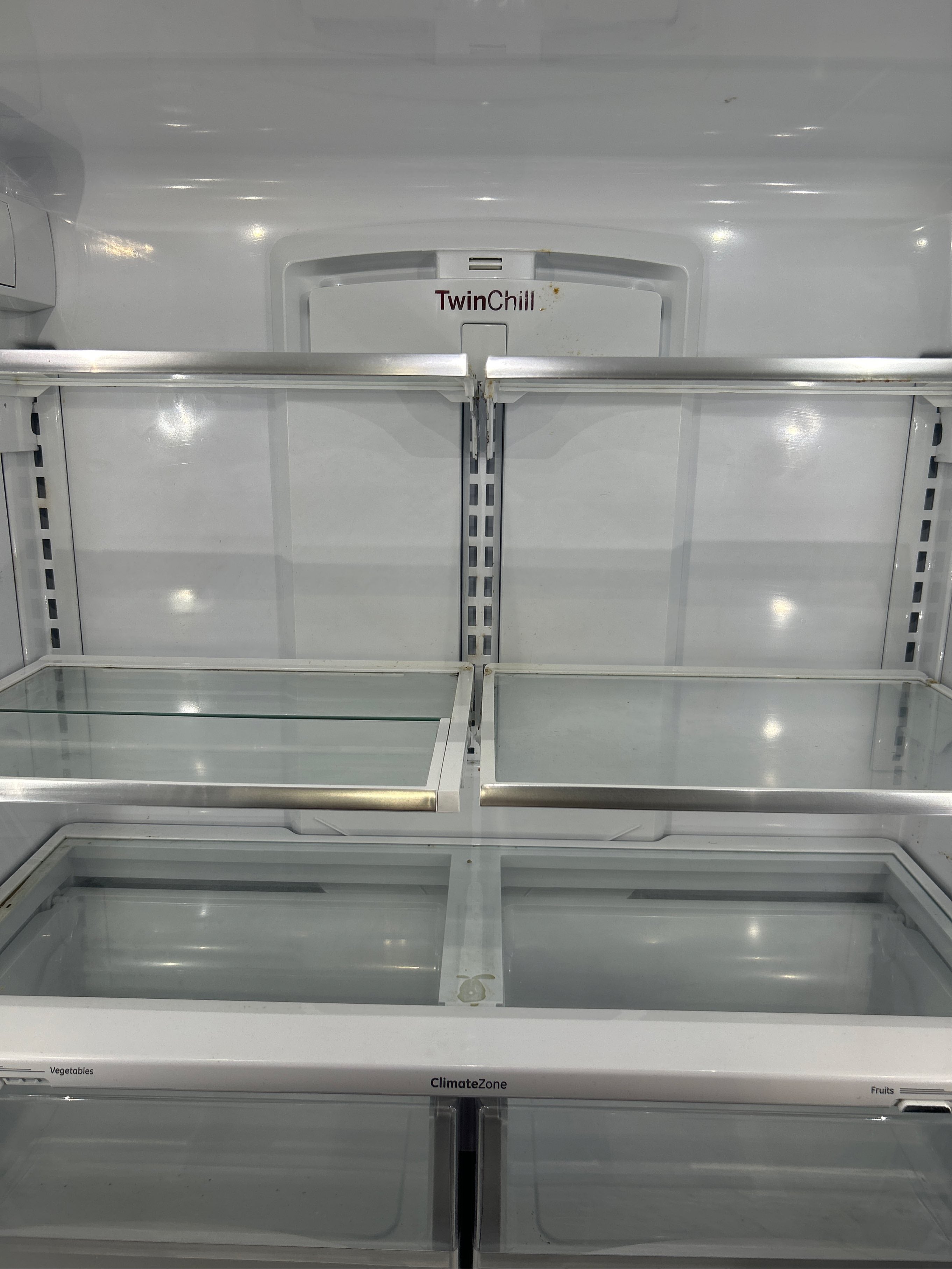 SALE! AS IS/FOR PARTS - GE Profile 22.1 cu. ft. French D
