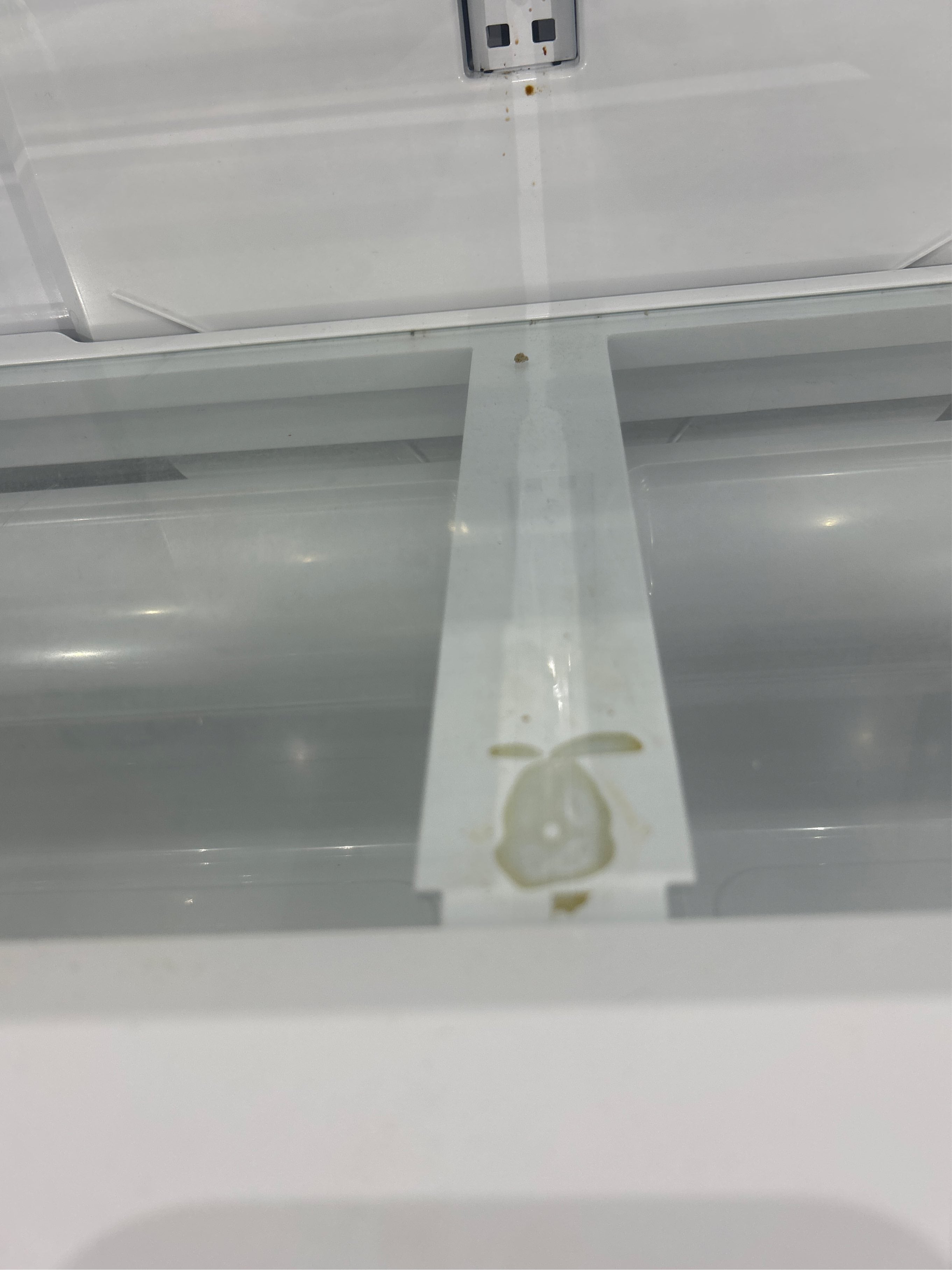 SALE! AS IS/FOR PARTS - GE Profile 22.1 cu. ft. French D
