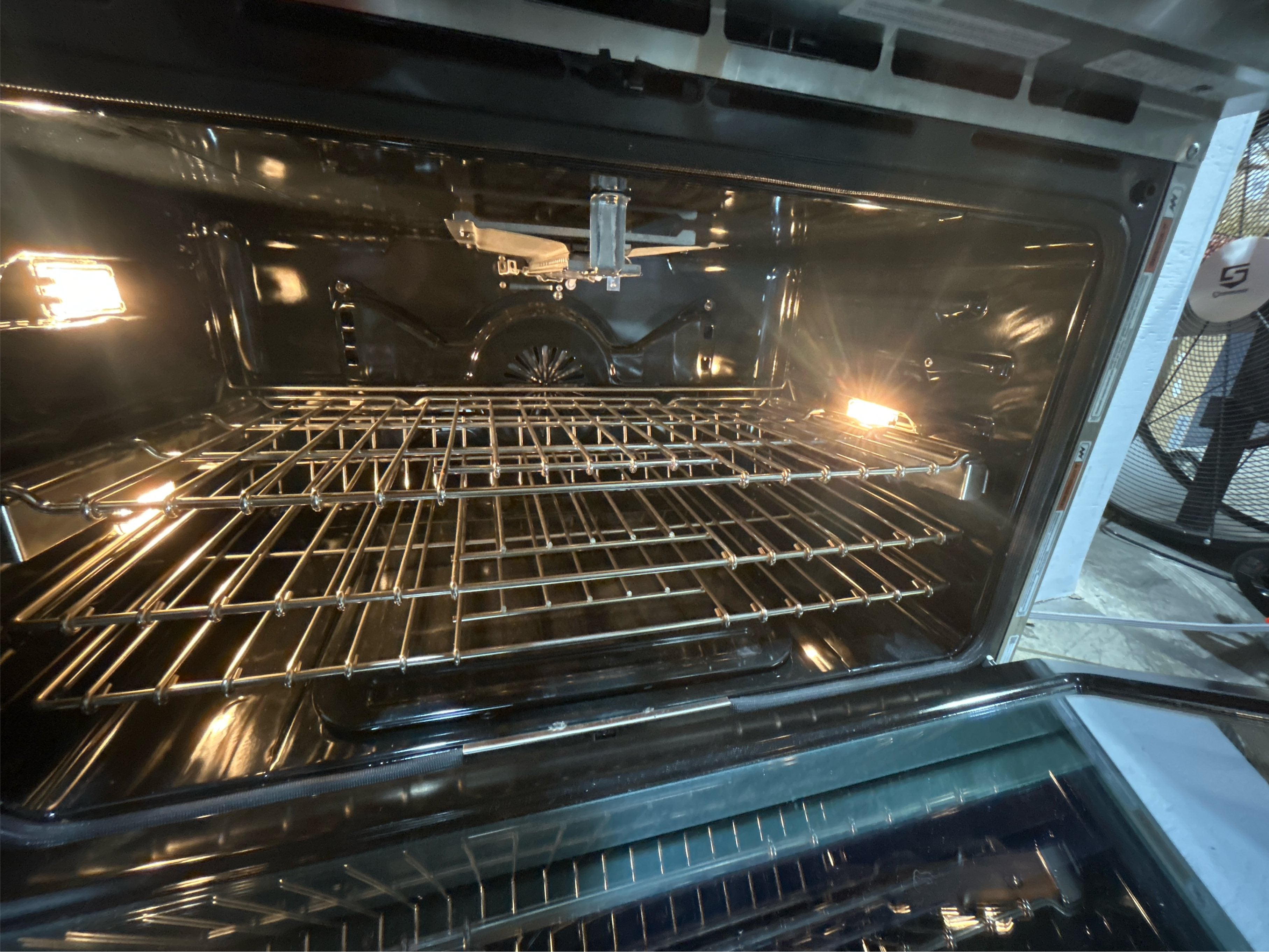 SALE! KitchenAid 36-in 6 Burners Gas Range, SS (D)
