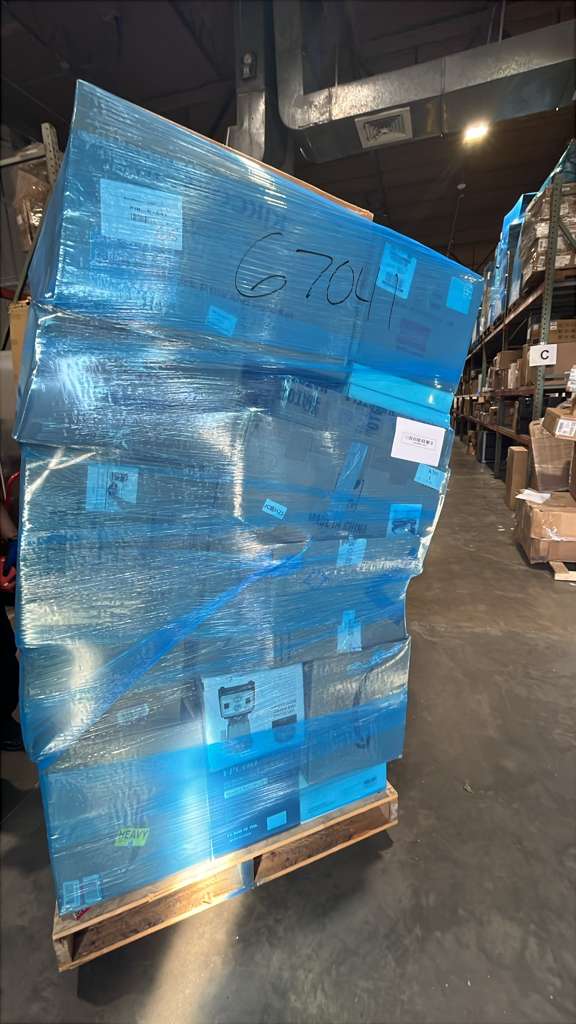Manifested Amazon Pallet $1300
