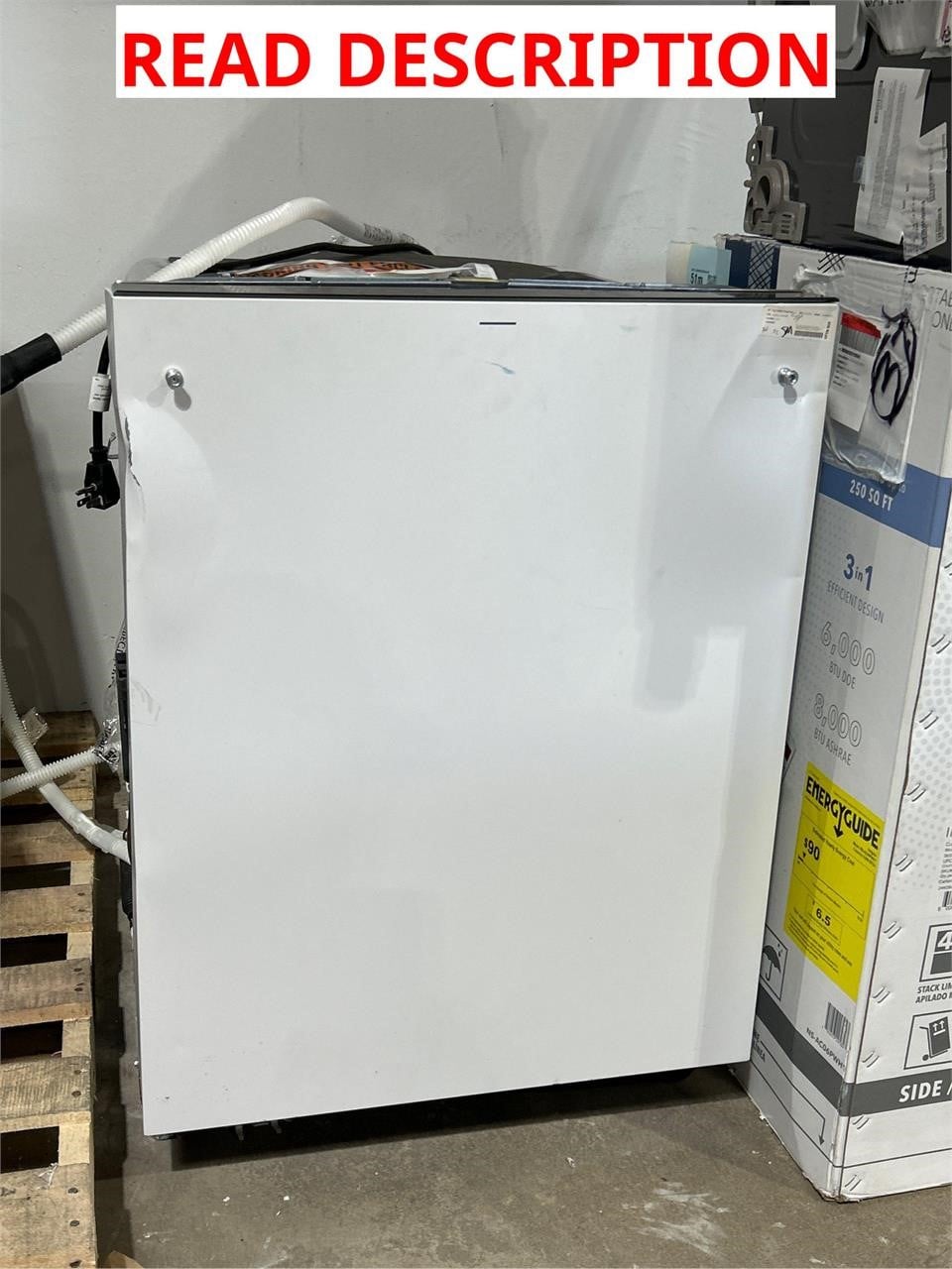 GE CAFE 24 in Built-In Dishwasher, Matte White · Lot #94m